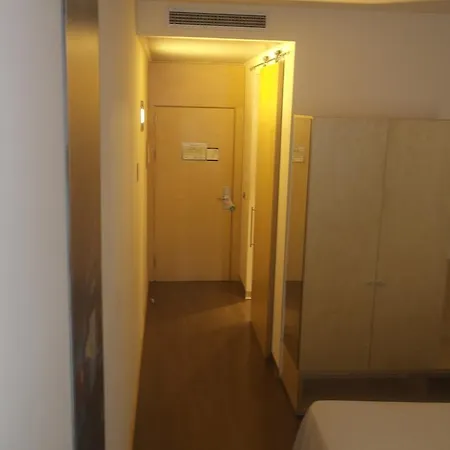 Gobeo Park 3* فيتوريا غاستيِز