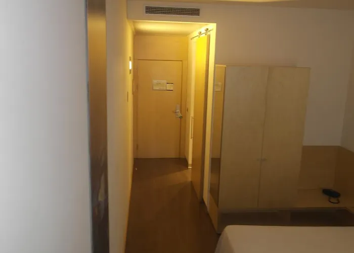 Gobeo Park 3* Vitoria-Gasteiz